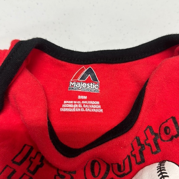 3x Boys CINCINNATI REDS Onesies sz 3-6M - Picture 5 of 5